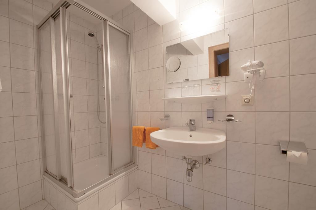 Hotel Alpenfriede Єрценс Екстер'єр фото