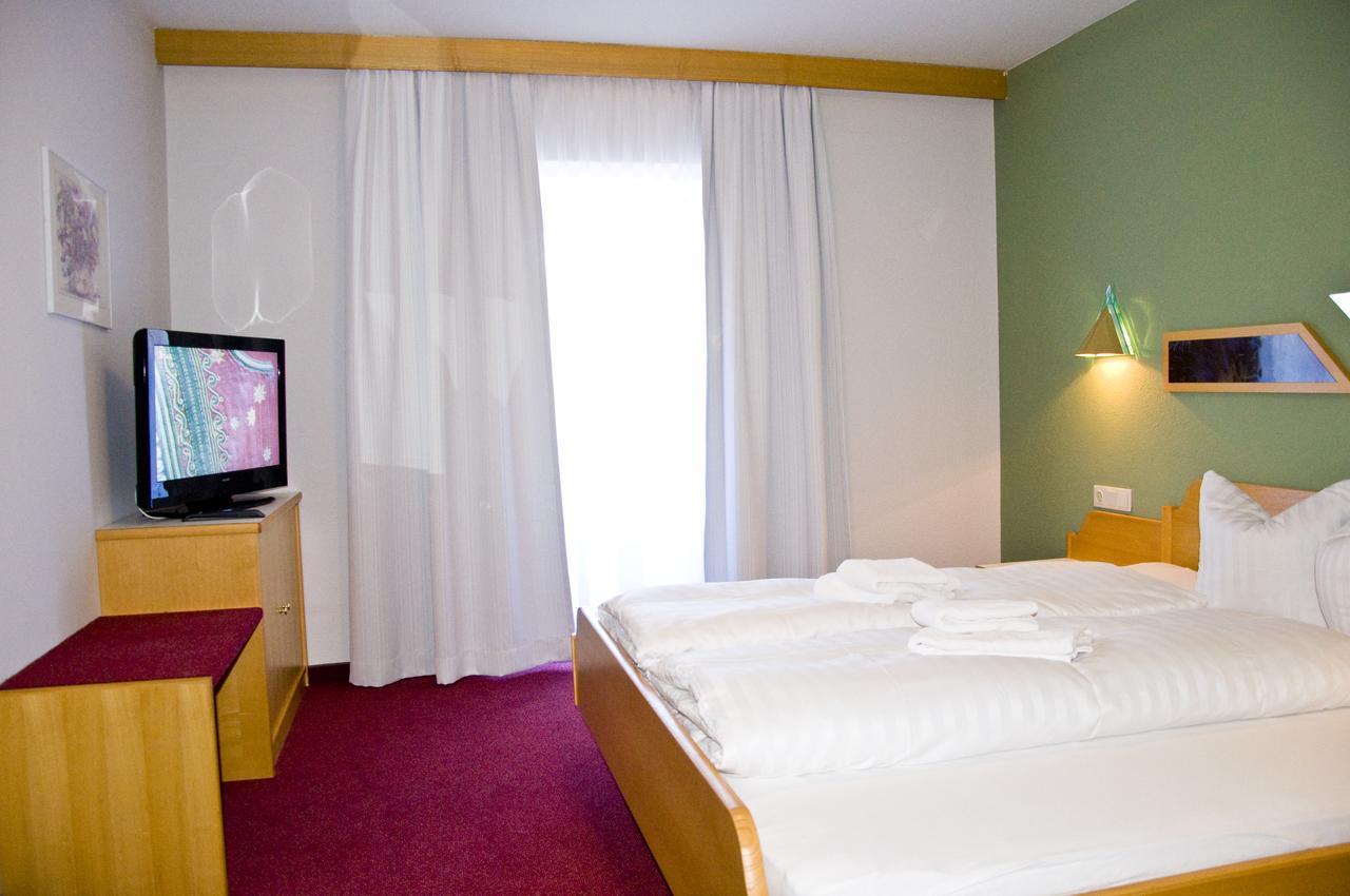 Hotel Alpenfriede Єрценс Екстер'єр фото